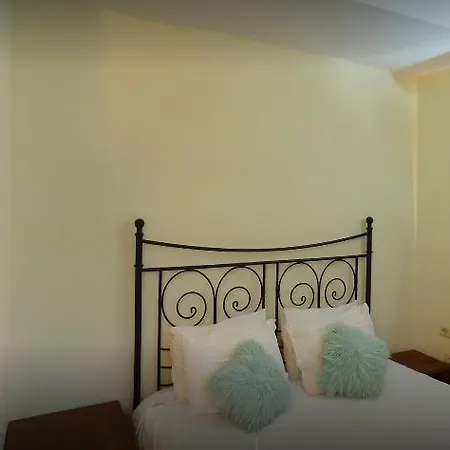 Boutique Suites At The Moonlight 厄吕代尼兹